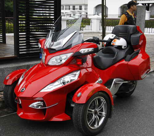 Một số mô tô 3 bánh hầm hố của Câu lạc bộ Mô tô Hà Nội