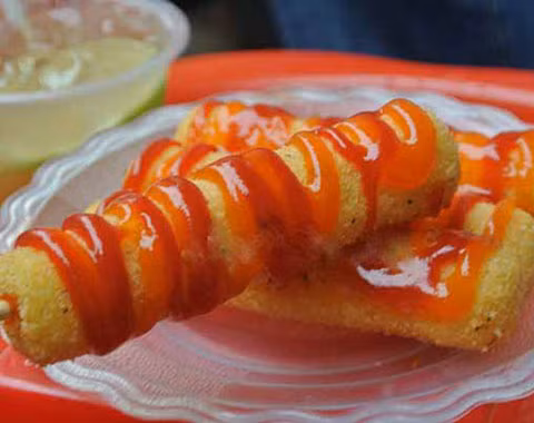 Phô mai que được nhập về không rõ nguồn gốc