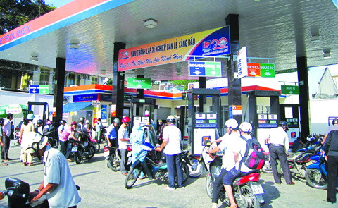 Mỗi người dân đang đóng góp rất lớn vào lãi "khủng" của Tập đoàn này.