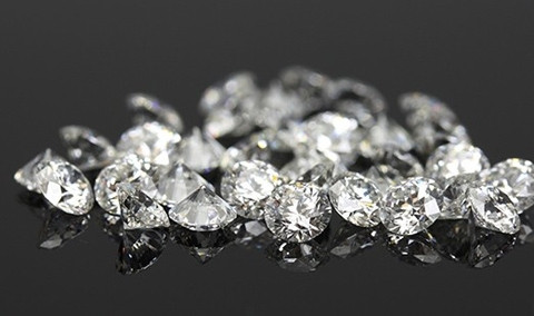 Chế tác kim cương nhân tạo từ tro cốt người quá cố. Ảnh minh họa: Internet.