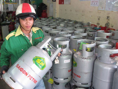 Gas cũng tăng giá từ 1/8