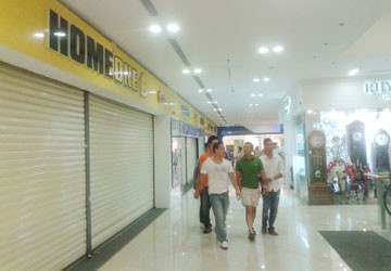 Chi nhánh của HomeOne ở Vincom Center A (quận 1) đóng cửa. Ảnh: Pháp luật TP.HCM