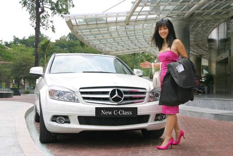 Diva cũng từng làm đại sứ thương hiệu cho Mercedes-Benz Việt Nam