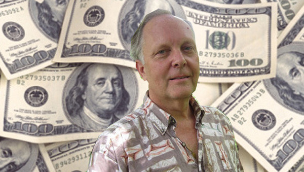 Chris Reynolds thành tỉ phú trong giây lát...