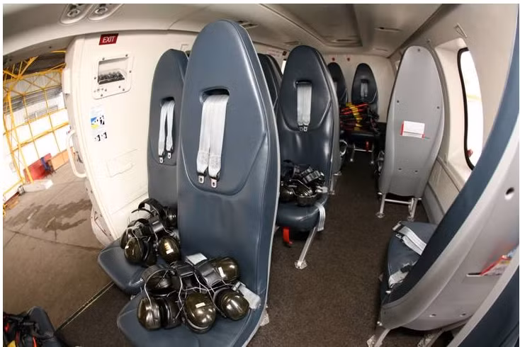 Bên trong một chiếc trực thăng. Ảnh: Internet.