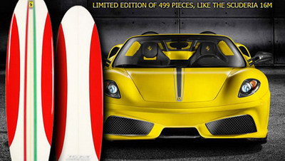 Khách hàng mua siêu xe Ferrari luôn được trao cơ hội lựa chọn những phụ kiện chẳng hề liên quan gì đến xe hơi. Họ có thể chọn thêm bàn cờ vua bằng sợi carbon (2.100 USD), nút bịt tai Ferrari (33 USD), laptop (1.400), nước hoa (69 USD) và quần sooc đi biển (99 USD). Tuy nhiên, ván lướt sóng mới là phụ kiện chủ đạo khi chỉ có 499 chiếc được sản xuất với giá tiền gần 1.800 USD cho mỗi chiếc.