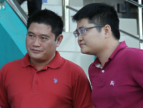 Hai anh em bầu Thụy (trái) - bầu Thủy (phải) có chung một niềm đam mê với siêu xe. Ảnh: VTC News