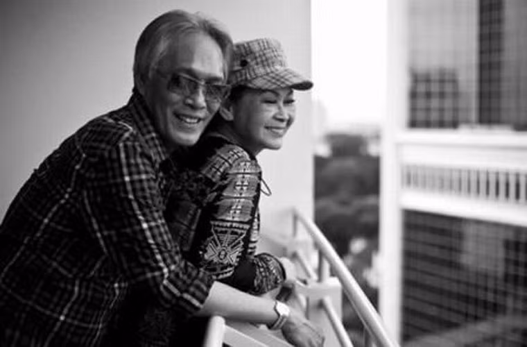  Sự ra đi đột ngột vì căn bệnh gan của chồng Khánh Ly để lại nhiều trống vắng trong lòng nữ danh ca. 