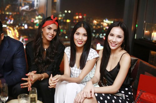  Ivian Sarcos, Lan Khuê và Lệ Quyên. 