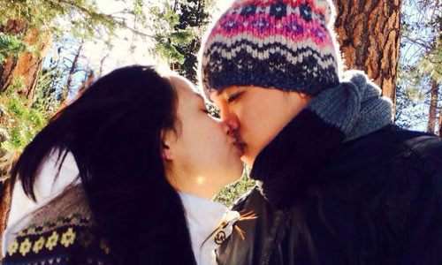 Bỏ qua những tai tiếng, Diễm Hương đón nhận hạnh phúc trọn vẹn cùng bạn trai Quang Huy và chờ đợi từng ngày để được làm mẹ.