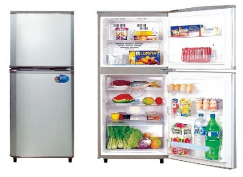 Sử dụng tủ lạnh. Đối với các món súp hay chiên áp chảo, để món ăn vào tủ lạnh qua đêm. Khi lấy ra, gạn đi lớp mỡ đông phía trên và hâm nóng lại. Món ăn sẽ ngon hơn rất nhiều.