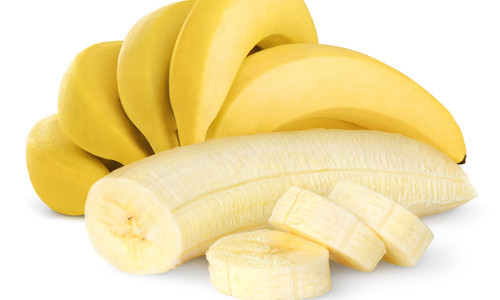 Bắp chân. Chuối là loại quả chứa nhiều kali nhất trong số các loại hoa quả. Trong chuối còn có chứa hormone giúp cơ bắp chân luôn căng mịn và ngăn ngừa chứng chuột rút. Bên cạnh chuối còn có một loại rau nữa cũng rất có tác dụng trong việc làm đẹp bắp chân, đó chính là cần tây. Cần tây chứa nhiều canxi cacbonat và dễ dàng được hấp thu bởi cơ thể để ngăn chứng phù nề ở chân.