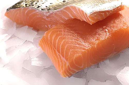 Trái tim. Các chuyên gia người Đức đã tiến hành một thí nghiệm để chứng mình rằng nếu hàng ngày bạn ăn khoảng 50 gram cá thì sẽ giảm thiểu được nguy cơ mắc bệnh tim tới 40%. Trong cá chứa các acid béo không bão hòa, đây là acid béo tốt, nó hoạt động như một "chiến binh" giúp chống đông máu tự nhiên, giảm huyết áp, ức chế sự kích thích tim.