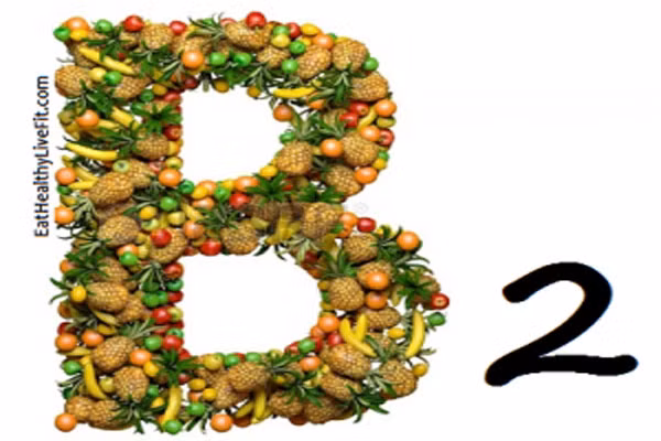 Nhu cầu vitamin B2 mỗi ngày cho cơ thể tuỳ thuộc vào lứa tuổi của bé. Ví dụ: Trẻ sơ sinh đến 6 tháng tuổi cần 0,4mg; 6 - 12 tháng cần 0,5mg; 4- 6 tuổi: 1,1mg. 15-18 tuổi: 1,8mg/ngày.