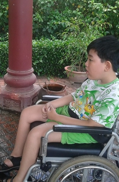 Quanh ta vẫn còn bao hoàn cảnh khó khăn mà vẫn lạc quan. Ảnh minh họa: Trang Hà.