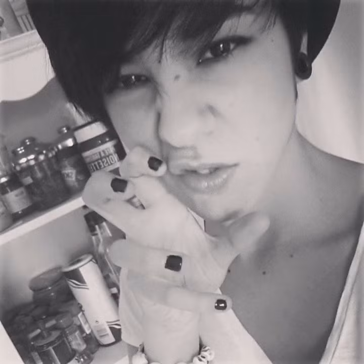 Những khoảnh khắc đời thường của Shĩné Bouhours.