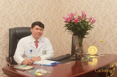 Thạc sĩ, bác sĩ Nguyễn Mạnh Tường - giám đốc thẩm mỹ viện Cát Tường. Ảnh: Cattuong.org