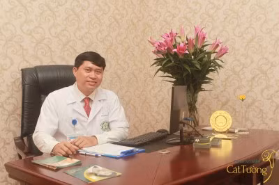 Thạc sĩ, bác sĩ Nguyễn Mạnh Tường - giám đốc thẩm mỹ viện Cát Tường. Ảnh: Cattuong.org