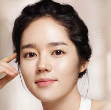 Có thể nói, loại người này có đầu óc sáng suốt, phân biệt đúng sai, gặp phải vấn đề không hoảng sợ, dùng trí tuệ phi thường để giải quyết vấn đề, không để lại phiền phức về sau. Vì vậy, họ càng thích hợp với các vị trí lãnh đạo, có thể điều phối cục diện chung, bình tĩnh ổn định, dẫn dắt tập thể đạt được thành công.