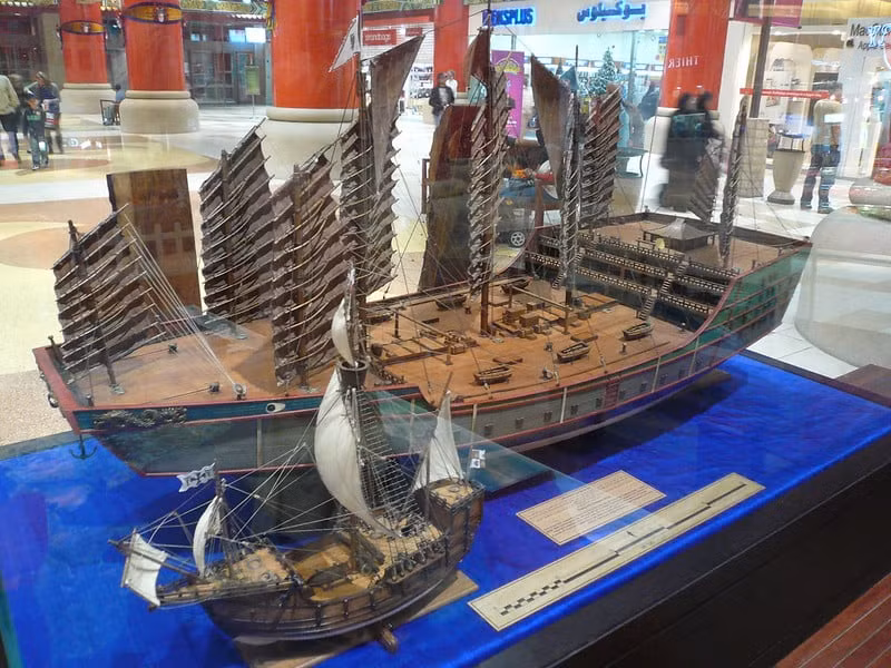 Tai sao nha Minh lai chon con duong 'co lap' voi the gioi?