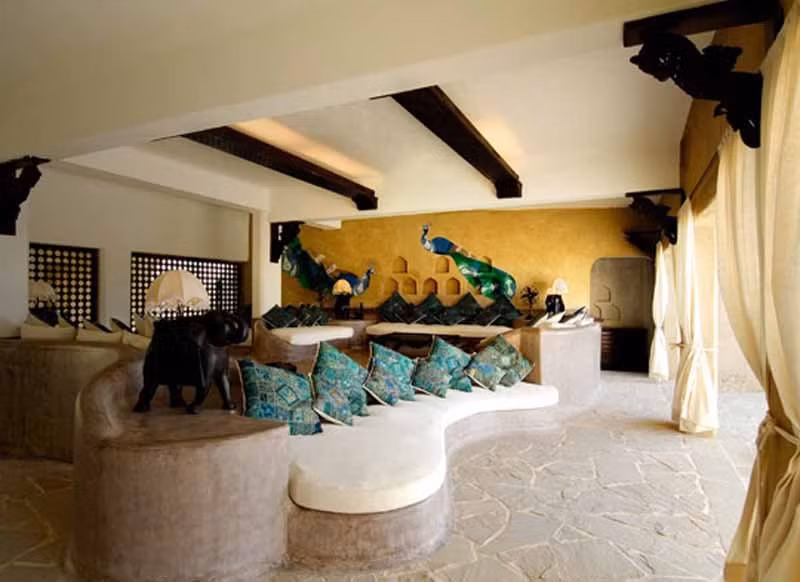 Toàn bộ 150 công nhân đã mất 2 năm mới hoàn thành khách sạn hoành tráng này.