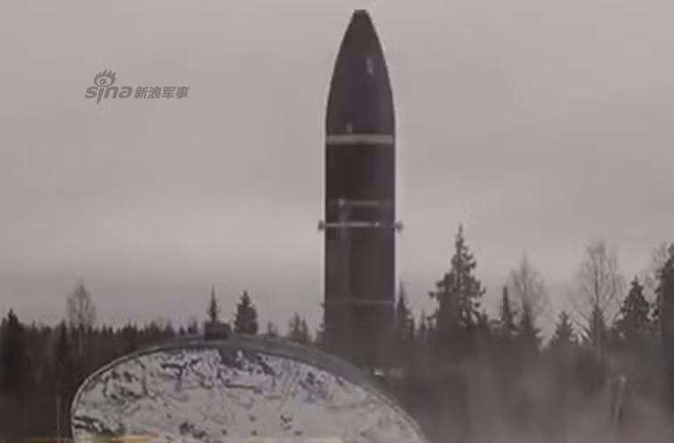 Lực lượng tên lửa chiến lược Nga (SMF) đã bắn thử thành công tên lửa đạn đạo liên lục địa từ giếng phóng đặt trên mặt đất ở Plesetsk, vùng Tây Bắc Nga vào ngày đầu tháng 11.