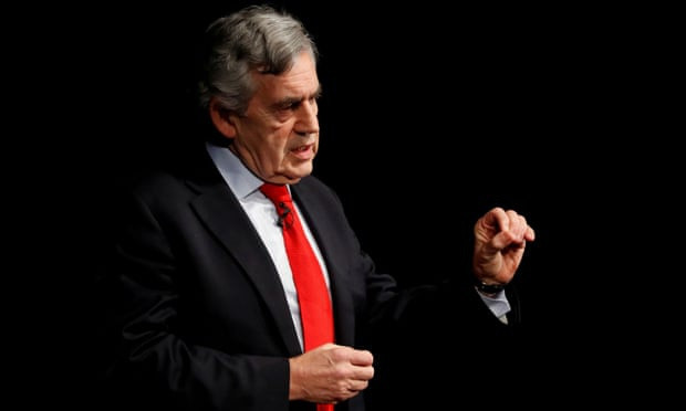 Cac nuoc giau co nguy co phai vut bo hon 100 trieu lieu vac xin