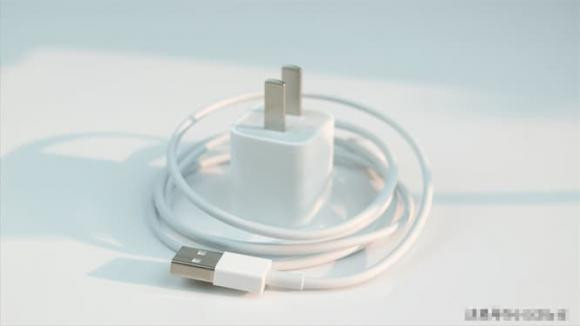 Dien thoai sac day, co can rut bo sac ra khong?-Hinh-5