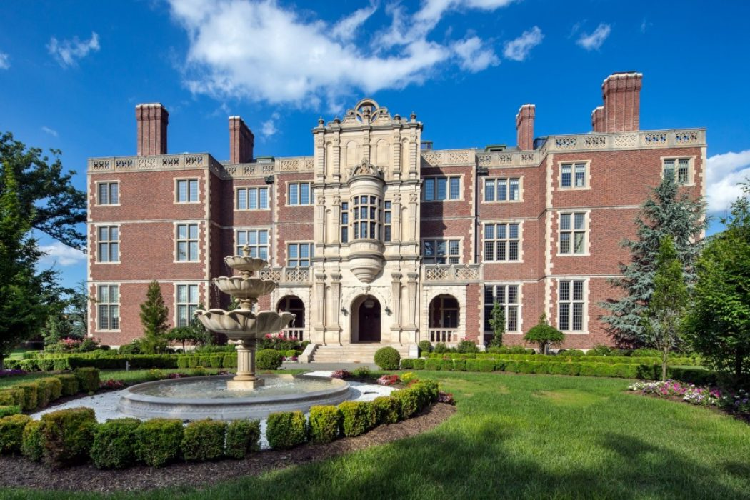 Lua dao ca ty USD, ty phu Trung Quoc mua vai biet thu tai My-Hinh-2