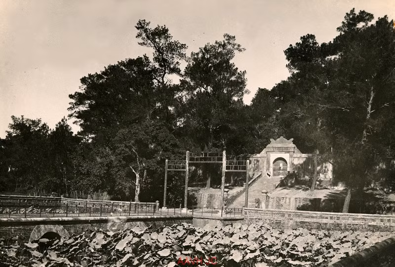 Khu Bửu thành ở lăng vua Thiệu Trị. Ảnh: Aavh.org.