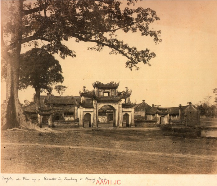 Chùa Phù Mỹ (hay Phú Mỹ), nằm trên đường từ Sơn Tây đi tỉnh Hưng Hóa. Ảnh: Aavh.org.