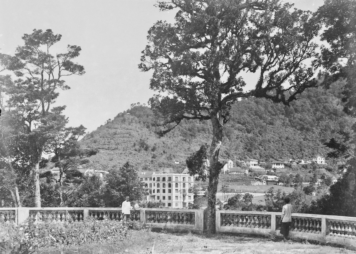 "View" từ khuôn viên khách sạn Thác Bạc.