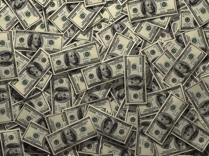 McDonald là chuỗi cửa hàng ăn nhanh có thu nhập lớn nhất thế giới. Trung bình mỗi ngày hãng này thu về 75 triệu USD, giá trị thương hiệu McDonald lên tới 8,3 tỷ USD.