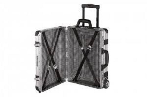 Chiếc vali Porsche được hãng sản xuất nhằm quảng cáo cho kỉ niệm 50 năm thành lập của hãng.