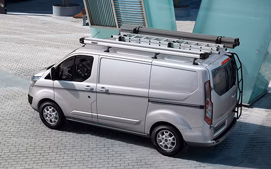 Trong danh mục sản phẩm của Ford, Transit là mẫu xe có vị trí đặc biệt quan trọng và có nhu cầu mua rất lớn từ các công ty thương mại trên khắp thế giới. Kể từ khi ra mắt lần đầu tại châu Âu vào năm 1965, đã có hơn 7 triệu chiếc Transit được cung cấp tới tay khách hàng.