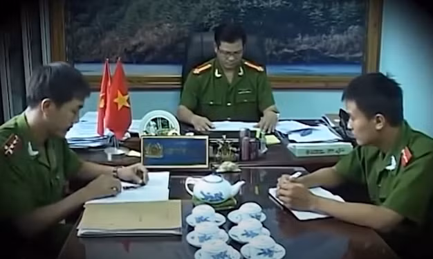 Nhận định được đưa ra là đối tượng đã chở cháu Ánh đi ngay vào thời điểm đội múa lân chụp tấm hình lưu niệm. Đối tượng chắc chắn là một người có mối quan hệ quen biết với cháu Ánh. Nhiều khả năng đối tượng là người sinh sống trên địa bàn. Nhưng đối tượng đó là ai? Chở cháu Ánh đi đâu? làm gì thì cơ quan điều tra vẫn chưa có câu trả lời thỏa đáng.