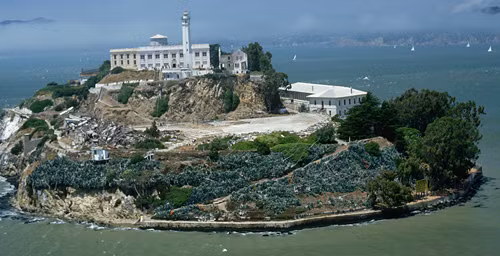 Frank Wathernam là tù nhân cuối cùng đào tẩu thành công khỏi Alcatraz vào ngày 21/3/1963. Wathernam từng nói rằng: "Alcatraz chẳng có điều tốt đẹp nào đối với bất cứ người nào cả".