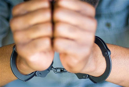 Y bị bắt và kết án tù chung thân vào năm 2005 sau khi bị cáo buộc giết chết con gái của bạn. Tội ác của tên sát nhân này chỉ bị phát hiện khi một số đứa trẻ trong làng nhận ra Serhiy Tkach vào thời điểm hắn tham dự lễ tang nạn nhân.