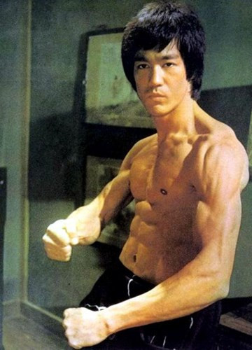 7. Bộ phim "Enter the Dragon" là tác phẩm hoàn chỉnh cuối cùng do Lý Tiểu Long thủ vai.