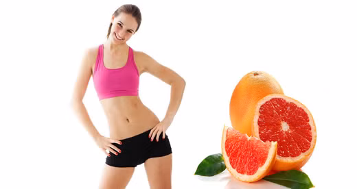 Giảm cân: Bên cạnh việc dưỡng da, bảo vệ da, vỏ bưởi còn có tác dụng tuyệt vời trong việc giảm cân mà bạn không nên bỏ qua. Lượng tinh dầu có trong vỏ bưởi sẽ giúp bạn đốt cháy một cách nhanh chóng lượng mỡ dư thừa trong cơ thể, hạ cholesterol và đốt cháy calo. Từ đó sẽ giúp bạn giảm nguy cơ mắc bệnh béo phì.