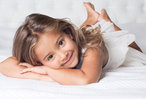 Tâm lý: Trong trường hợp bé thất bại, không nên trách mắng bé. Hãy an ủi và động viên bé vượt qua vấn đề khó khăn này. Sự chê cười của người lớn sẽ làm bé xấu hổ và không dám thổ lộ vấn đề này với người lớn.