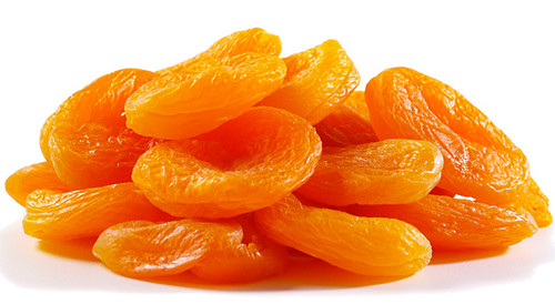 Mơ khô. Quả mơ có hàm lượng cao chất chống oxy hóa là beta-carotene, do màu vàng cam ngoài lớp vỏ. Trong cơ thể, beta-carotene chuyển đổi thành vitamin A – một loại vitamin giúp phát triển và duy trì sức khỏe của răng, xương và da. Quả mơ sẽ ngon và bổ hơn khi ăn tươi nhưng mơ lại là loại quả theo mùa. Với mơ khô, bạn có thể ăn quanh năm. Có thể nhấm nháp chút ômai mơ chua ngọt nếu bạn thấy thèm.