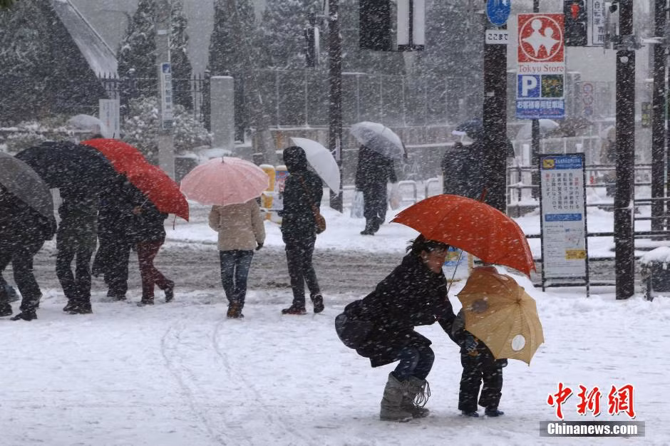 Sáng sớm ngày hôm nay, các nhà chức trách thống kê, hơn 20.000 hộ gia đình phải chịu cảnh thiếu điện.