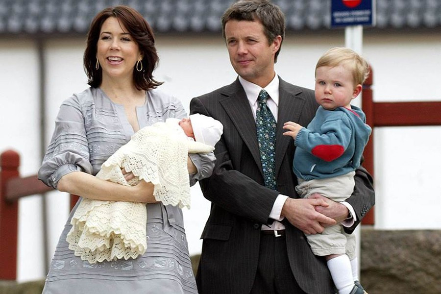 Gia đình Hoàng gia Đan Mạch được ngưỡng mộ vì khá cởi mở về cuộc sống thực tế cũng như qua các kỳ nghỉ của họ
