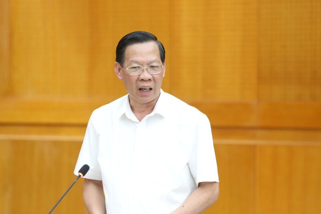 Chu tich TPHCM nhan them nhiem vu