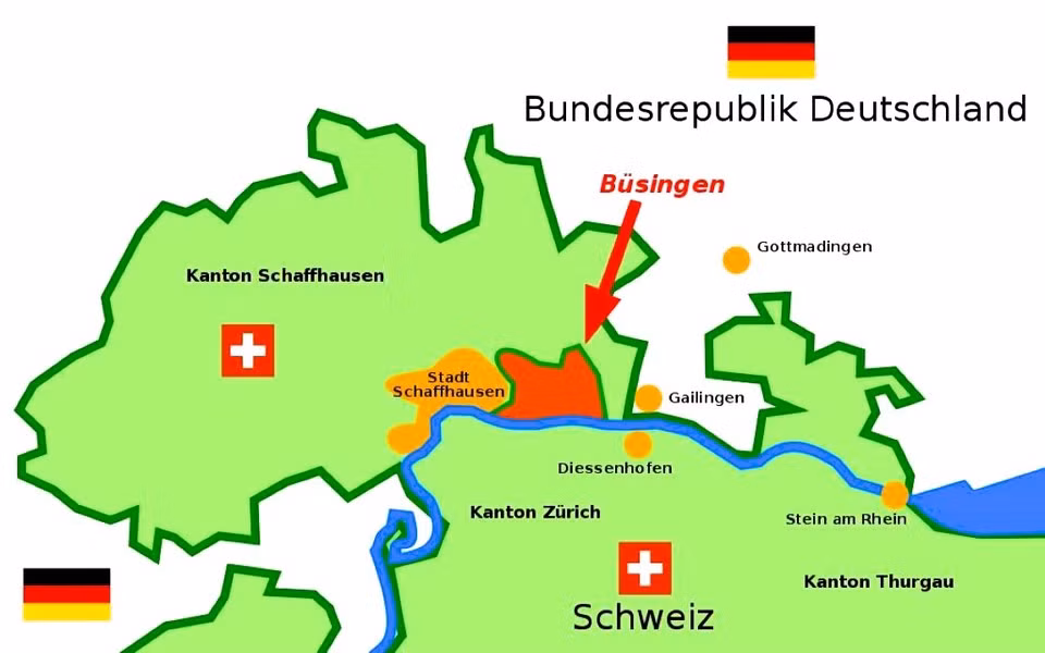 Khám phá thị trấn có “quốc tịch” của hai quốc gia - Hình 2 Kham pha thi tran co “quoc tich” cua hai quoc gia-Hinh-2