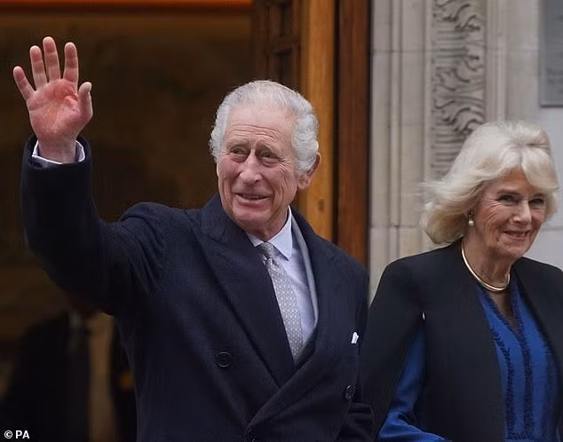 Vua Charles xuat vien