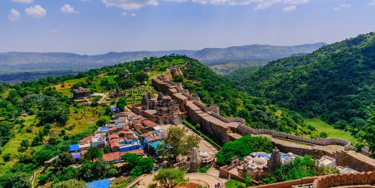 " Bức tường" có chiều dài 36 km, được đánh giá là dài thứ hai trên thế giới sau Vạn Lý Trường Thành của Trung Quốc