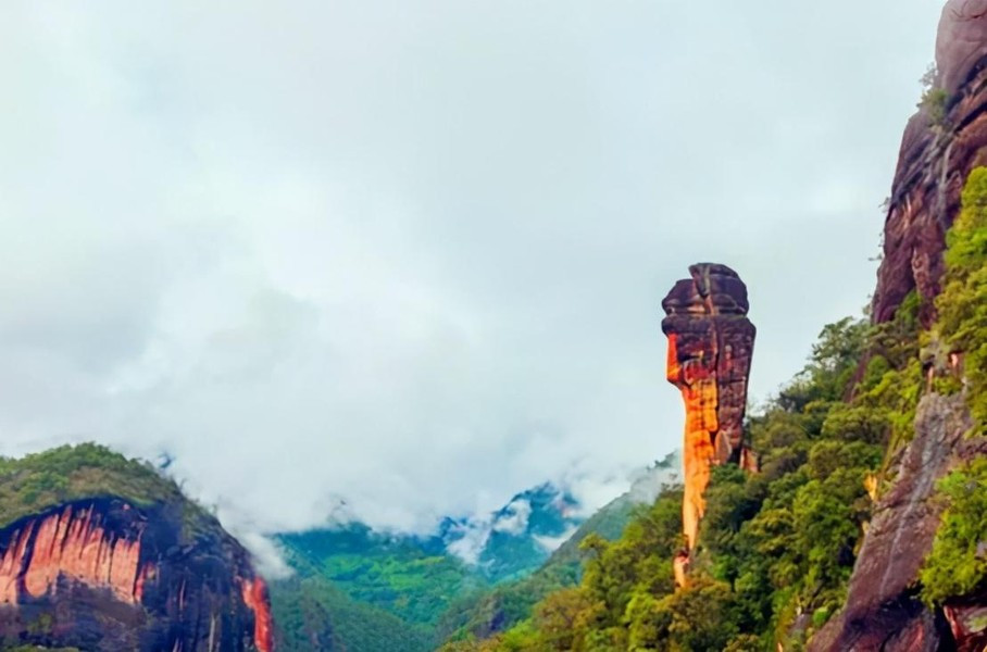 Hiện tượng mặt trời mọc 3 lần/ngày tại làng Lê Minh chỉ xảy ra ở Tiết Đông chí, khoảng 15 ngày của tháng 12