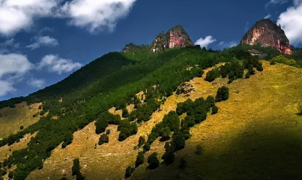 Khoảnh khắc bình minh lúc này đẹp nhất trong cả quá trình mặt trời mọc ở làng Lê Minh